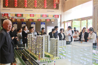 端午粽香情暖人心，皖北二手車(chē)市場(chǎng)與房地產(chǎn)經(jīng)紀(jì)攜手啟動(dòng)社會(huì)回饋活動(dòng)